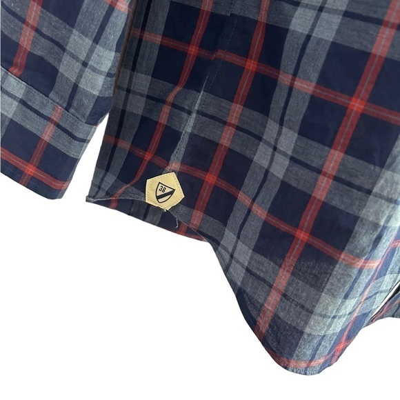 Daniel Cremieux Collection Plaid Button Down • Size: M • Used - Picture 4 of 9